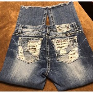 Miss Me Easy Stretch Cropped Jeans